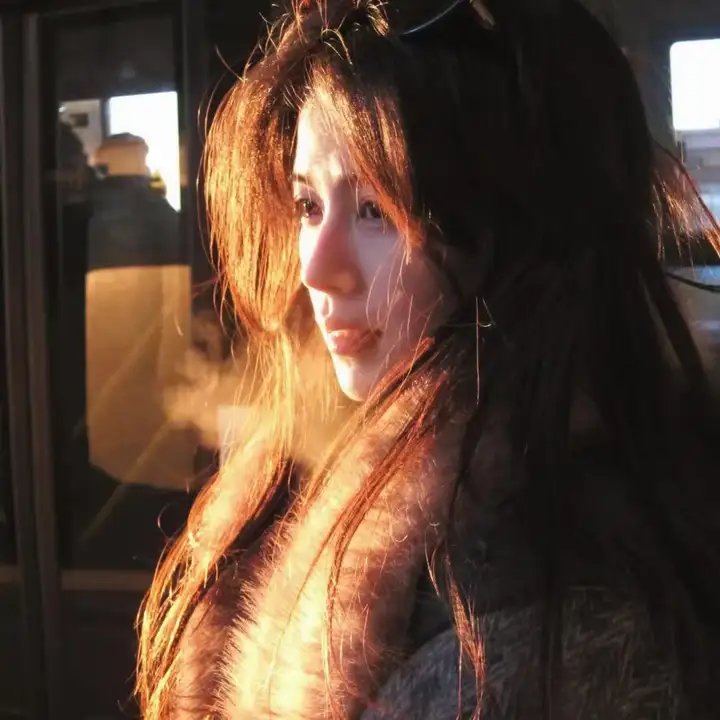 玻璃屋2001
